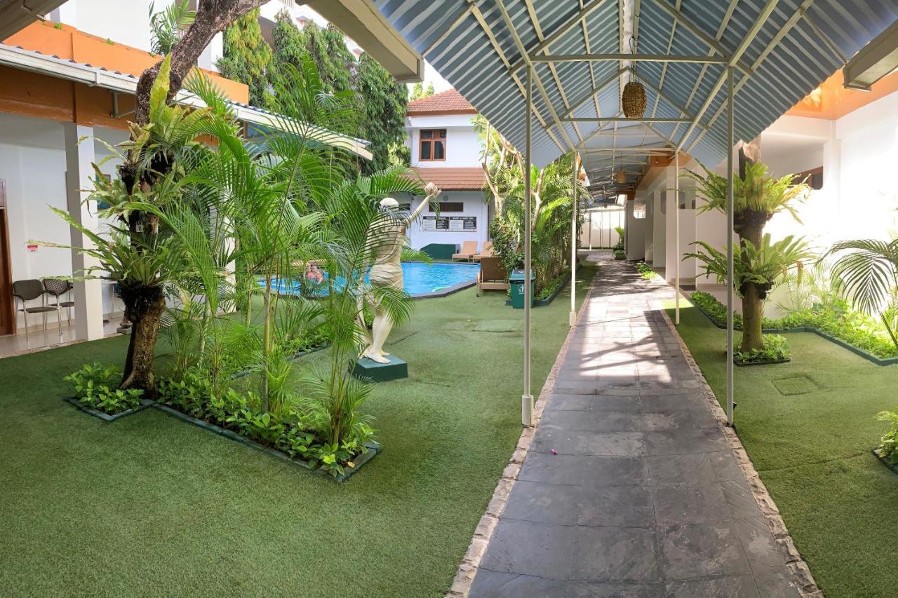 Febri'S Hotel & Spa Kuta  Ngoại thất bức ảnh