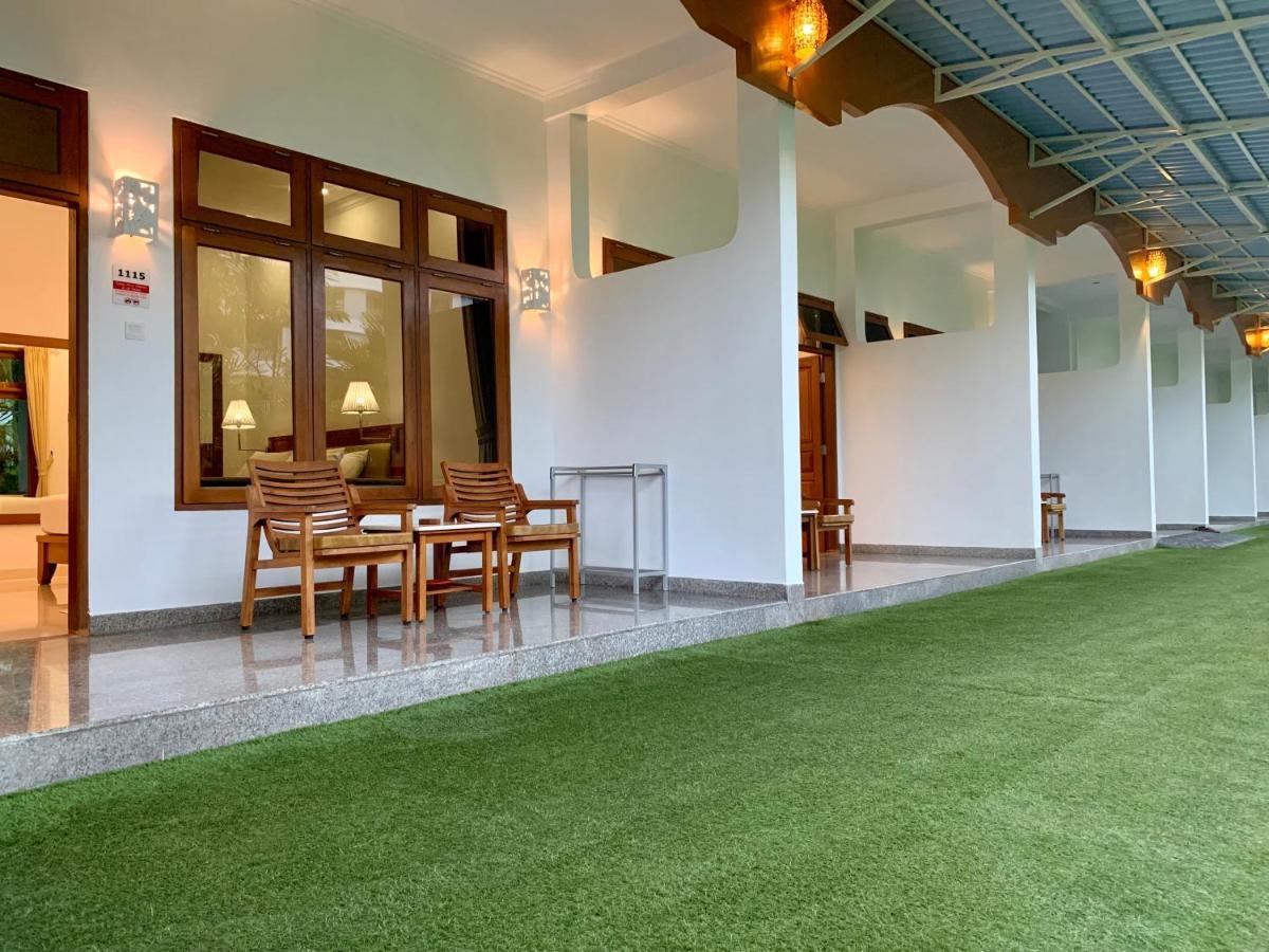 Febri'S Hotel & Spa Kuta  Ngoại thất bức ảnh