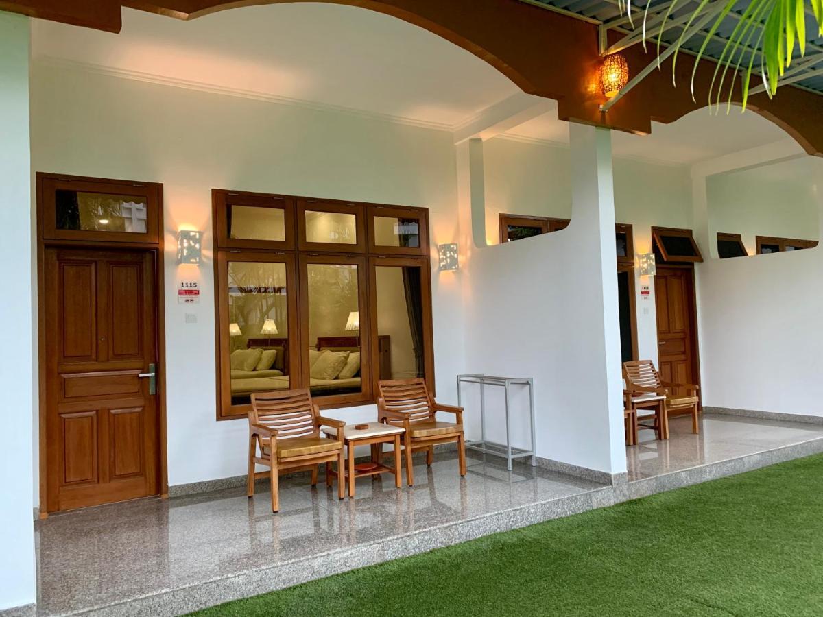 Febri'S Hotel & Spa Kuta  Ngoại thất bức ảnh