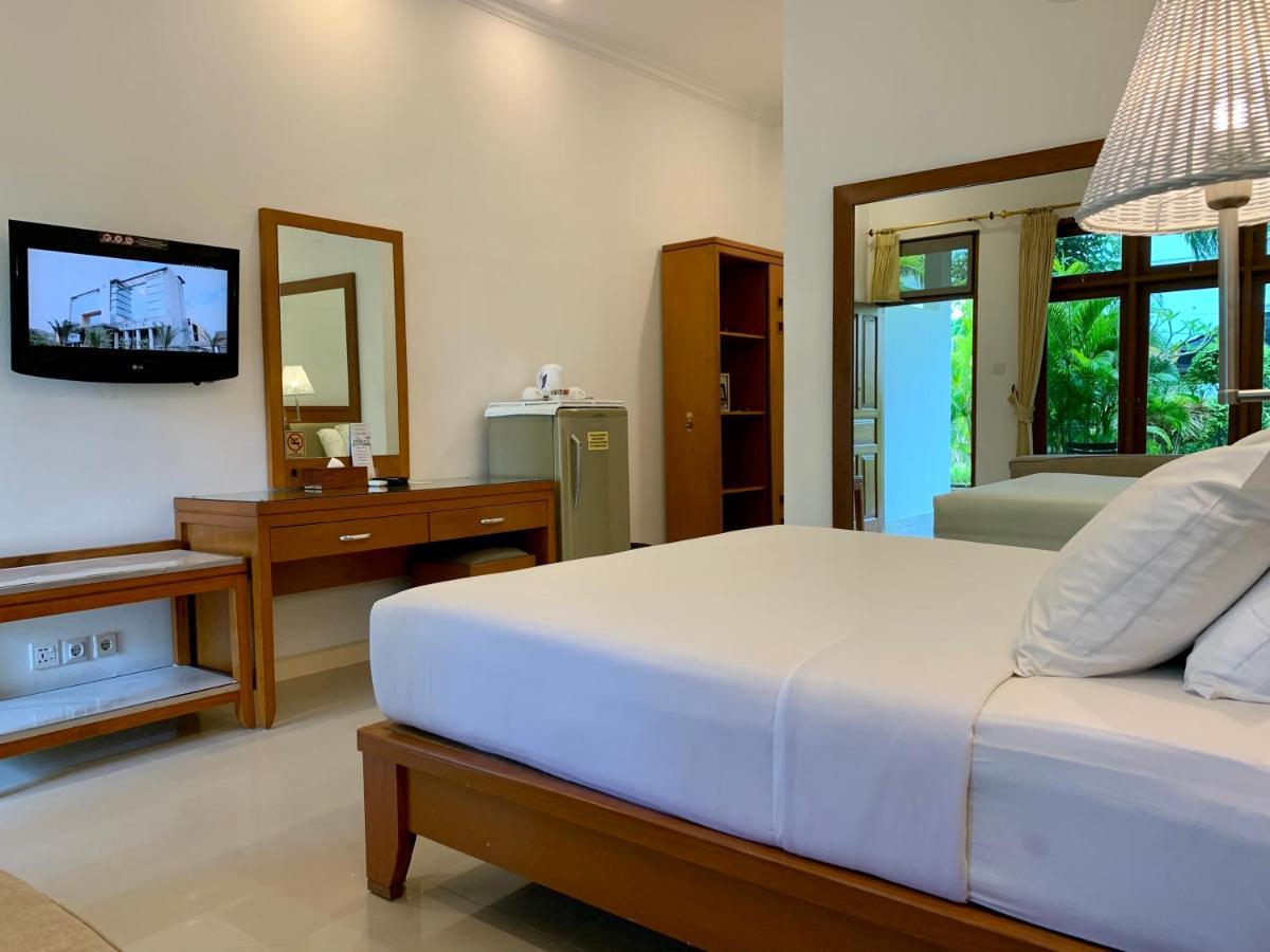 Febri'S Hotel & Spa Kuta  Ngoại thất bức ảnh